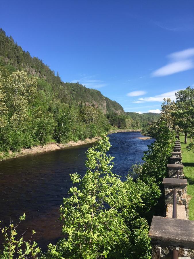 La Cabane Chez Jimmy Petit-Saguenay Екстер'єр фото